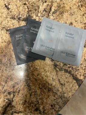 Skinbetter Science AlphaRet Sample Pack – Overnight Cream and NEW Clearing Serum